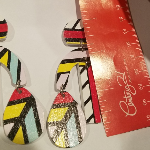 Funky Multicolor Wood Earrings - Picture 3 of 4